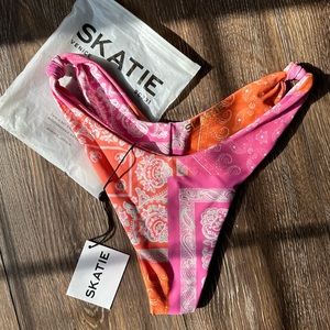 Skatie Suzanne Bottom in MONTANA 💖